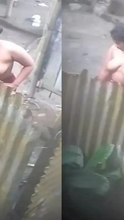 Neighbor Catching Married Woman Bathing Through Window
