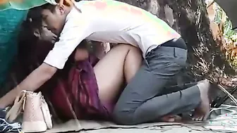 Indian Couple Fucking In Public Park At Dusk Secretly