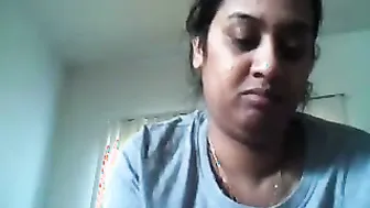 Married Woman Video Calling Hubby Overseas While I Fuck Her