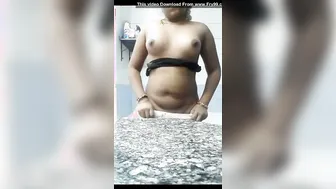 Slutty Aunty Sending Me Her Naughty Selfies Showing Her Body
