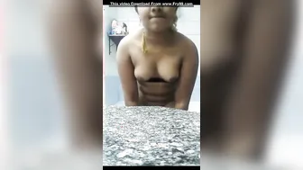 Slutty Aunty Sending Me Her Naughty Selfies Showing Her Body