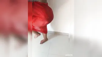 Horny Aunty Flaunting Her Massive Natural Tits In Bedroom