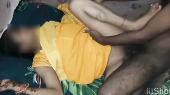 Gorgeous Desi Babe Showing Off Her Body And Getting Fucked