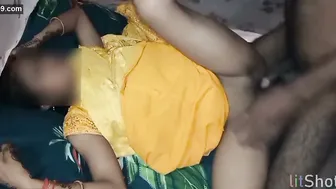 Gorgeous Desi Babe Showing Off Her Body And Getting Fucked