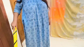 Horny Aunty Catches Thief And Rides His Cock For Rough Anal