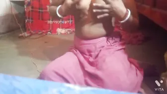 Fingering My Horny Aunty Until She Screams And Cums Everywhere