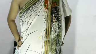 Indian Aunty Showing Off Curves And Playing With Herself