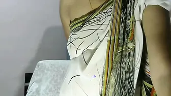 Indian Aunty Showing Off Curves And Playing With Herself