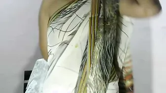 Indian Aunty Showing Off Curves And Playing With Herself