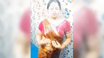 Mature Desi Aunty Dripping Wet And Ready For Hard Pounding Now