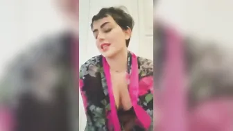 Desi Modern Aunty Flashing Her Hard Nipples On Hidden Camera