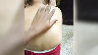 Married Aunty Moaning While Boyfriend Massages Her Naked Back
