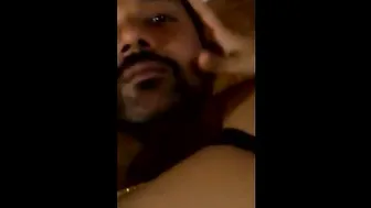 Mallu Wifey Showing Off Her Huge Juicy Tits Completely Nude