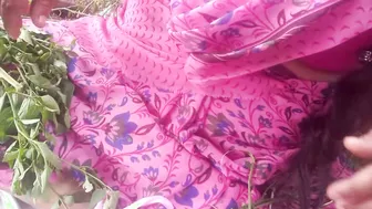 Busty Tamil Aunty Teasing In Tight Blouse Outdoor Scene