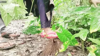 Taking My Married Neighbor To Garden And Fucking Her There