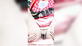 Fingering Desi Wifes Dripping Wet Pussy Until She Cums