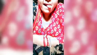 Fingering Desi Wifes Dripping Wet Pussy Until She Cums