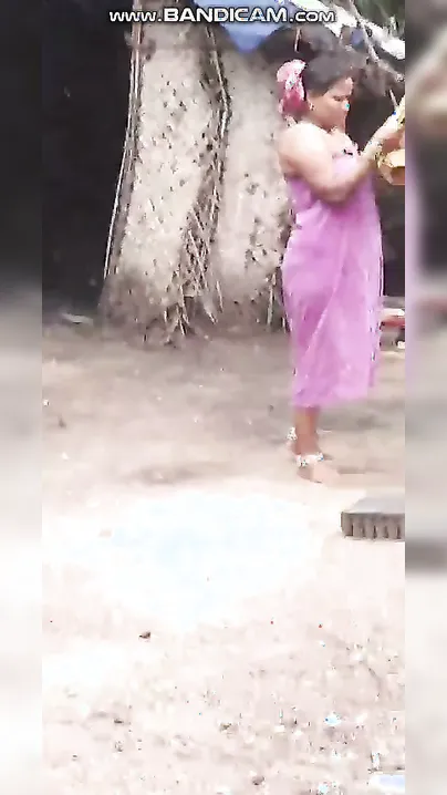 Secretly Recording Horny Aunty Bathing And Touching Herself
