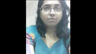 Karachi Married Woman Getting Fucked In Her Own Bedroom