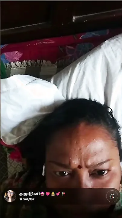 Tamil Aunty Showing Her Naked Body Just For Me On Camera