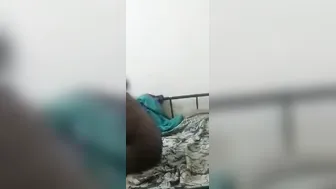 Desi Horny Aunty Posing Completely Naked Showing Everything