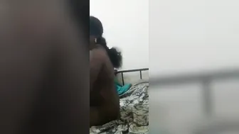 Desi Horny Aunty Posing Completely Naked Showing Everything