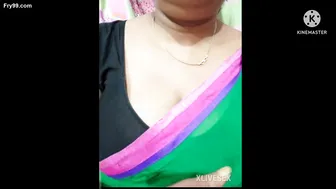 Sexy Married Woman Stripping Naked Showing Curves On Cam