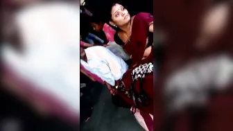 Naughty Aunty Teasing Her Navel At The Railway Platform