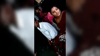 Naughty Aunty Teasing Her Navel At The Railway Platform