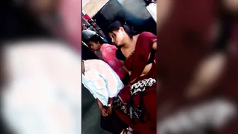 Naughty Aunty Teasing Her Navel At The Railway Platform