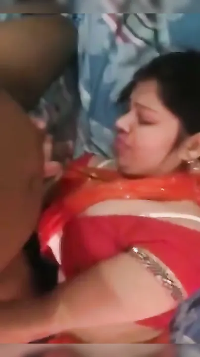 Aunty In Saree Sucking My Friend's Husband's Big Thick Cock