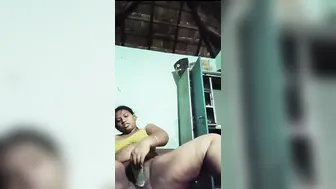 South Indian Aunty Masturbating With Cream Bottle Caught On Cam