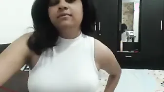 Slutty Wife Spreading Wide During Her Webcam Show