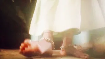 Desi Housewife Enjoying Outdoor Fingering Session Getting Wet