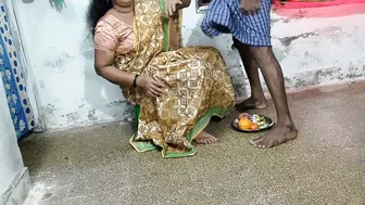 Fucking My Desi Aunty While She Ate Fruits In The Evening