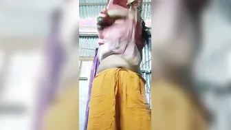 Married Desi Woman Spreading Wide And Showing Her Pussy