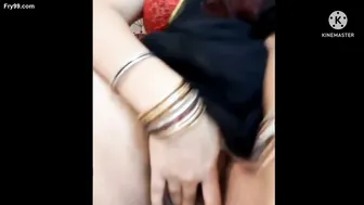 Desi Aunty Fingering Her Wet Chut Moaning Loud Homemade