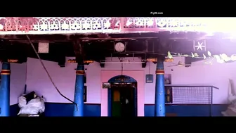 Dusky Village Aunty Seducing With Her Belly And Deep Navel