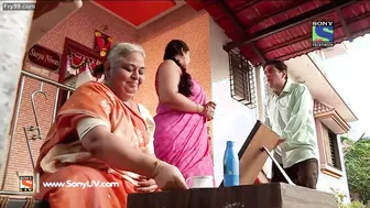 Chubby Milf Getting Her Big Tits Groped In Steamy Encounter