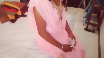 Tamil Slut Sucking Her Lovers Dick In A Cheap Hotel Room