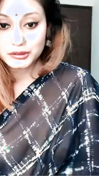 Pakistani Aunty Stripping On Webcam Showing Everything Off