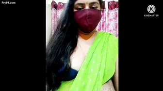 Married Aunty Showing Off Her Thick Curves For The Camera