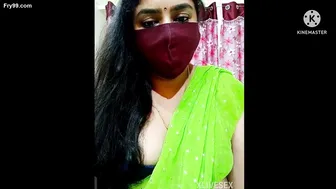 Married Aunty Showing Off Her Thick Curves For The Camera