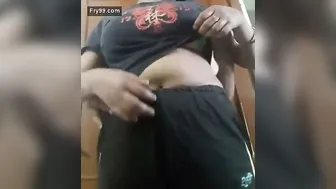 Desi Aunty Teasing With Her Sexy Navel Getting Me So Hard