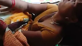 Desi Married Woman Exposing Her Tits In Auto Rickshaw Ride