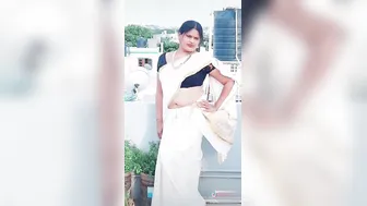 Tiktok Aunty Showing Her Belly Button And Dancing Slutty