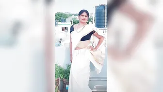 Tiktok Aunty Showing Her Belly Button And Dancing Slutty
