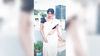 Tiktok Aunty Showing Her Belly Button And Dancing Slutty
