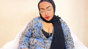 Young Guy Pounding Horny Hijab Aunties Huge Ass And Boobs