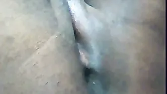 Thick Aunty Spreading Her Fat Ass And Wet Pussy For Fans